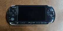Konsola Sony Playstation Portable/ 3004/ Stan wizualny BDB/ Uszkodzony
