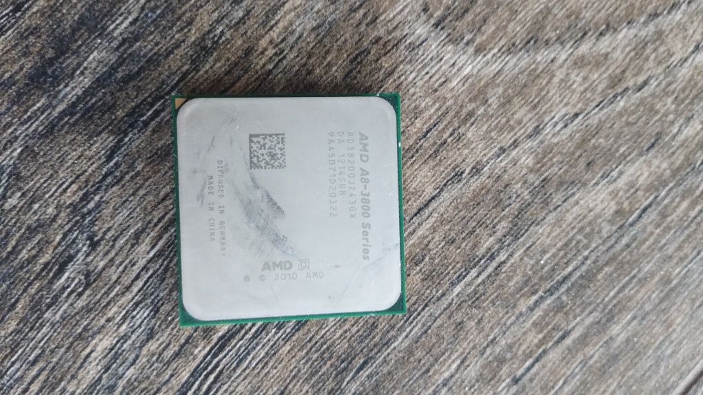 Продам материнську плату гігабайт + процесор amd a8-3820