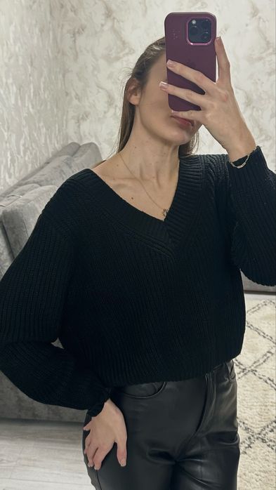 Вʼязаний светр від бренду House