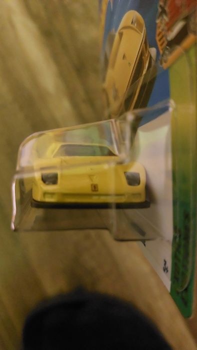 Auto Hot wheels Ferrari F40 Competizione