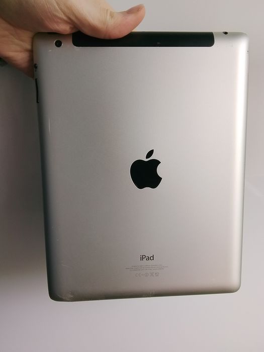 Планшет Apple iPad 4 9.7" 64 ГБ