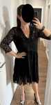 Vestido Zara decote em v e forro