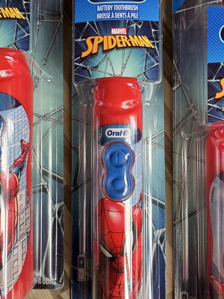 Щетка Человек Паук Детская электрическая зубная щетка Oral-B Kid's