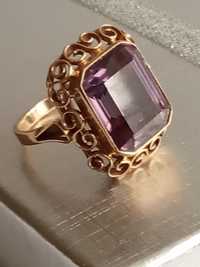 Złoty piękny pierścionek 583/585,  (stary wyrób)