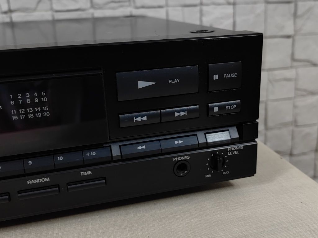 DENON DCD-810 Wysokiej jakość odtwarzacz płyt CD