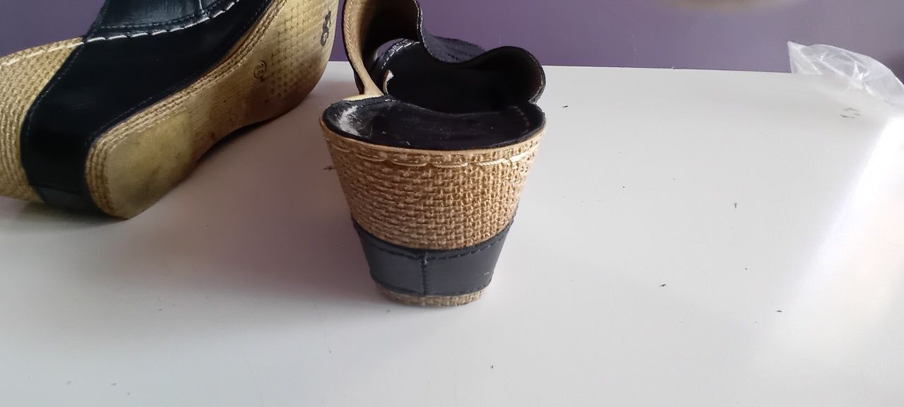 Lasocki klapki skóra naturalna 38