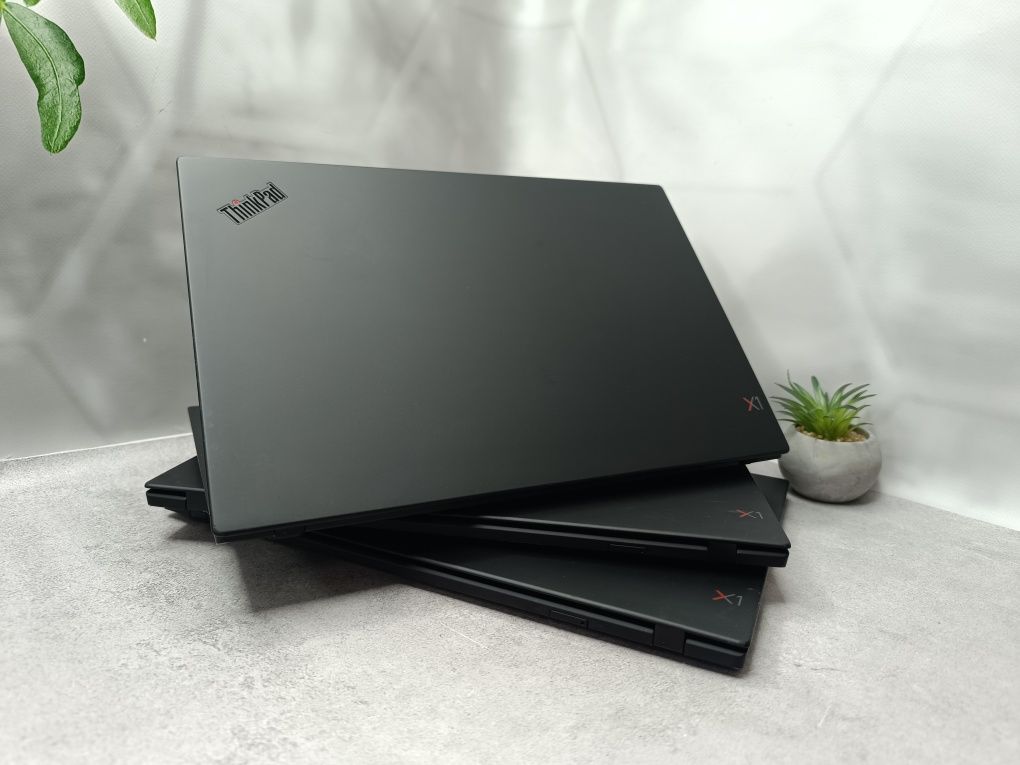 Ноутбук Lenovo ThinkPad X1 Carbon 6th/i5-8350U/8/256/14"/Full HD IPS