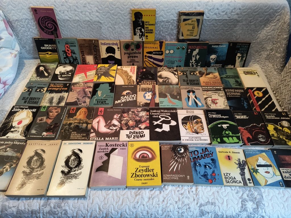 Zestaw 55 książek kryminałów z lat 70-80 tych