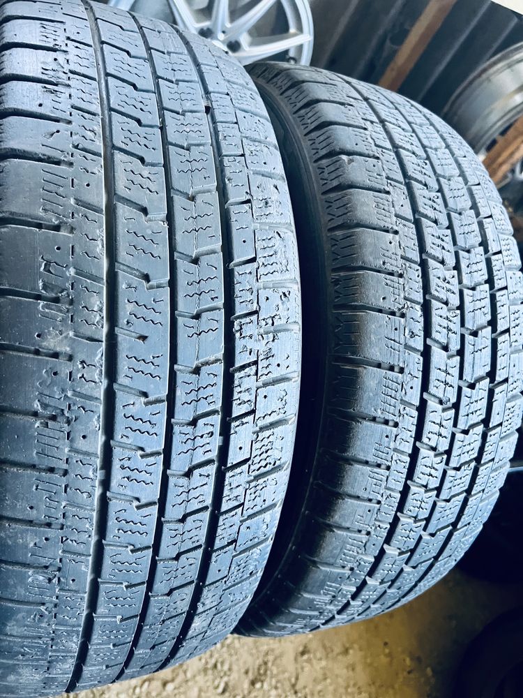 Шини Резина Всесезонні 215 65 15C Goodyear Cargo Ultra Grip 2шт