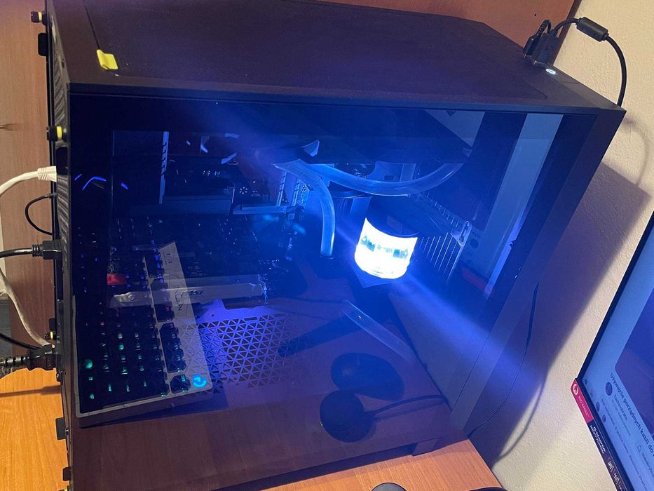 Montaż/składanie/budowa komputerów