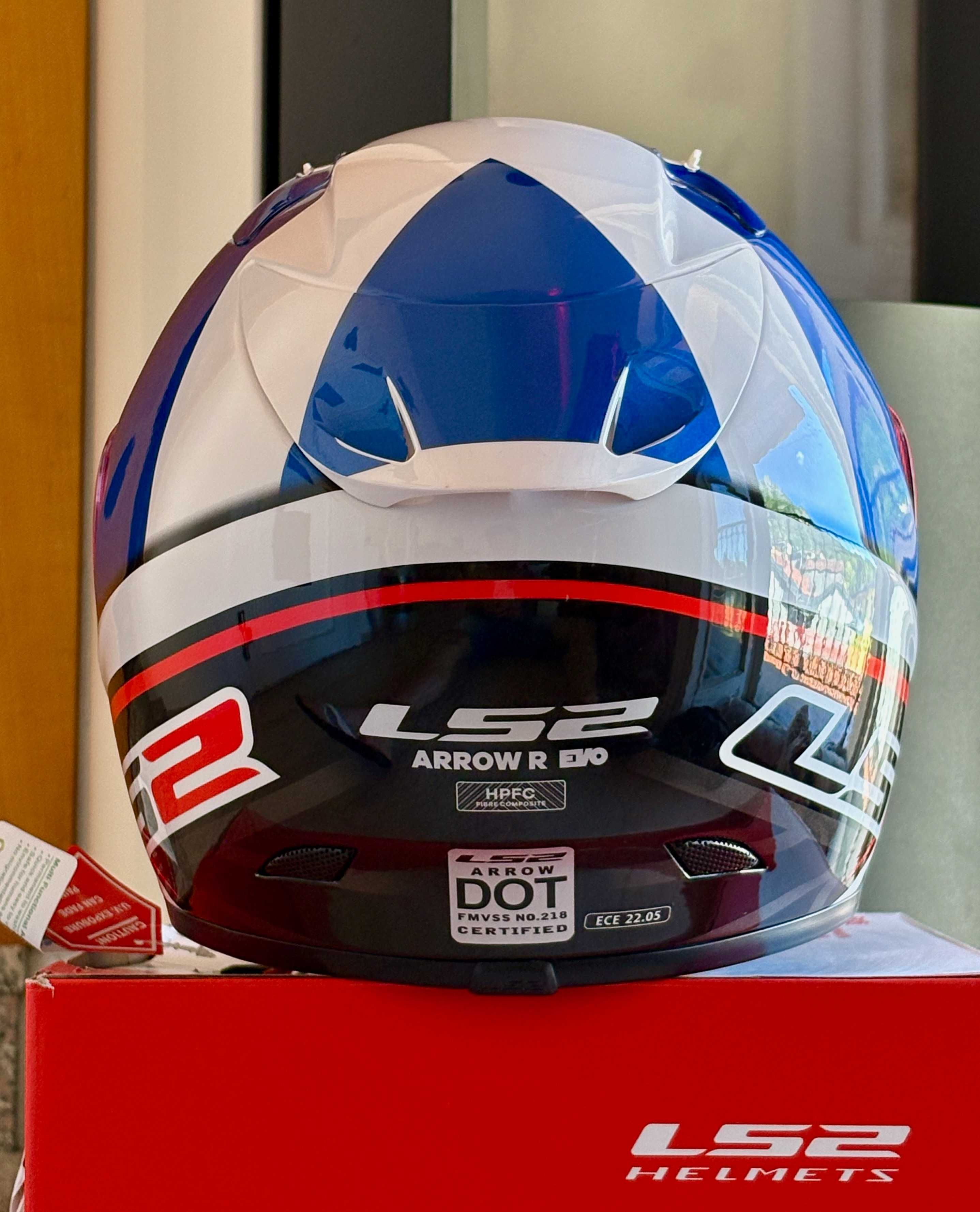 Capacete NOVO LS2 Arrow Mc Phee Carbon/Kevlar. 34% Desconto. Em S e M