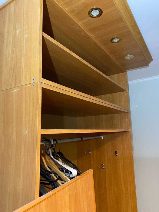 Шафа для одягу з підсвіткою 240x115см