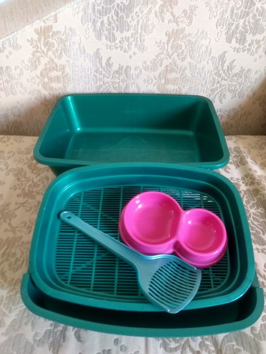 Гігієнічний лоток для котика, миска для корму