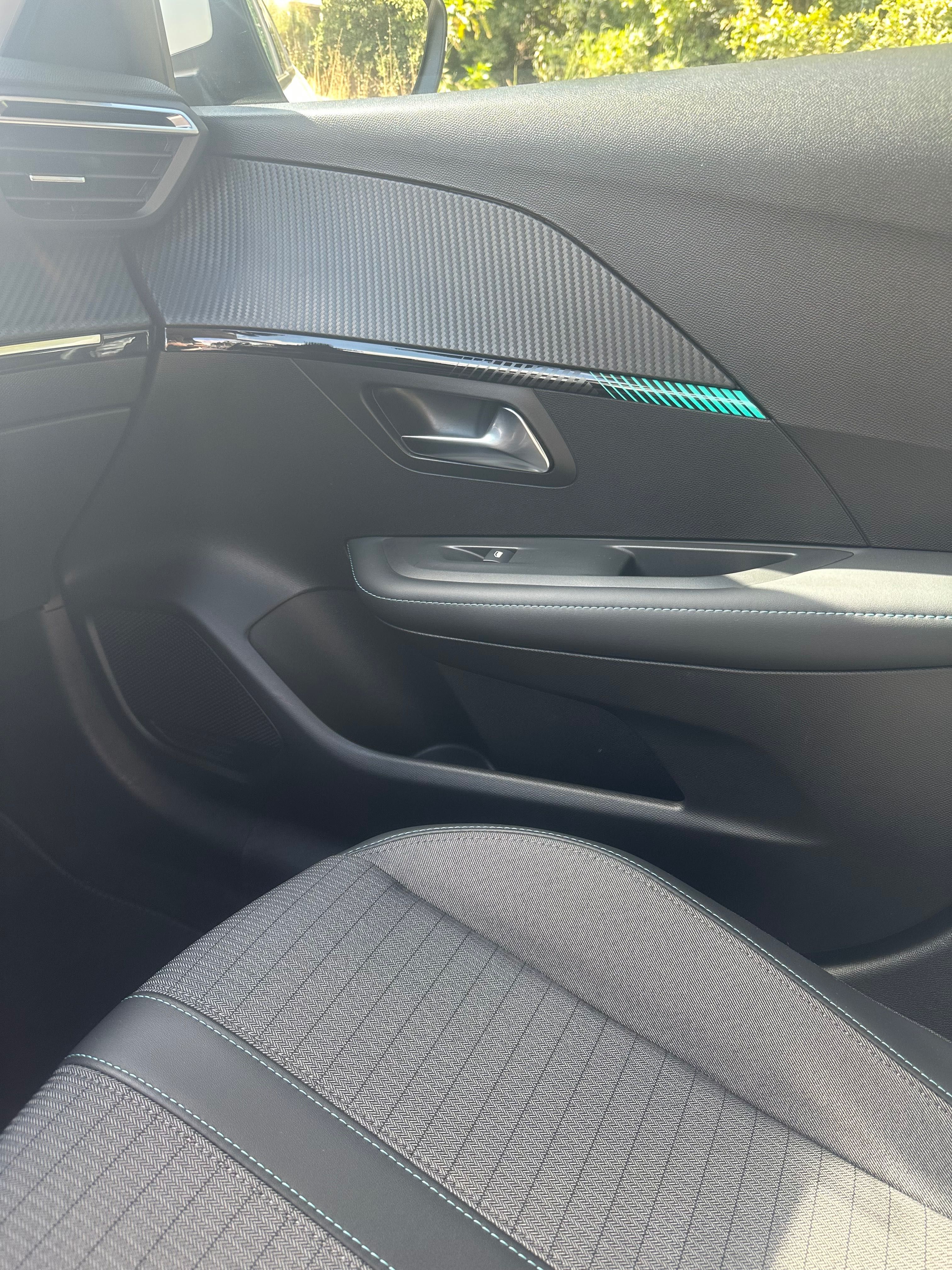 Peugeot 1.5 BlueHDi Allure 2020 excelente preço com todos os extras: