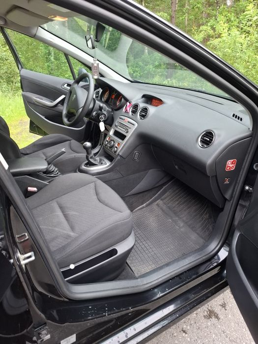 Peugeot 308 1.4 benzyna