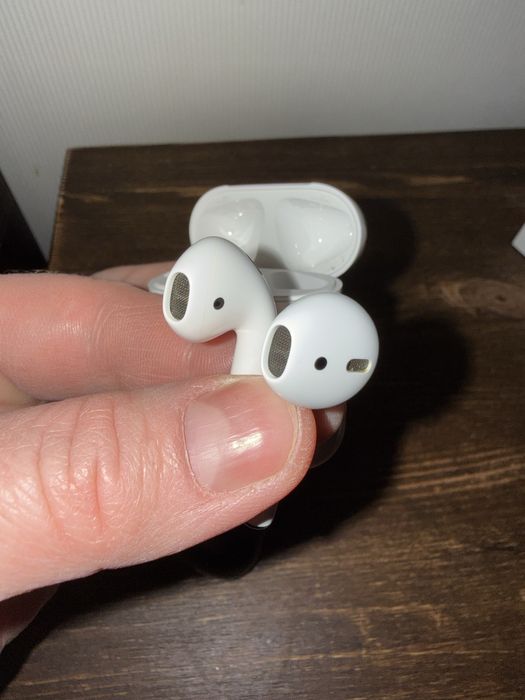 Навушники Apple AirPods 2 оригінал правий