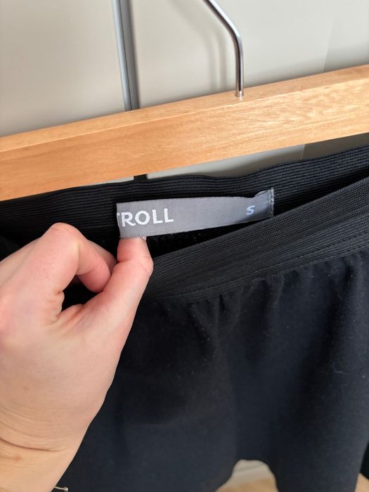 Piękna rozkloszowana spódnica