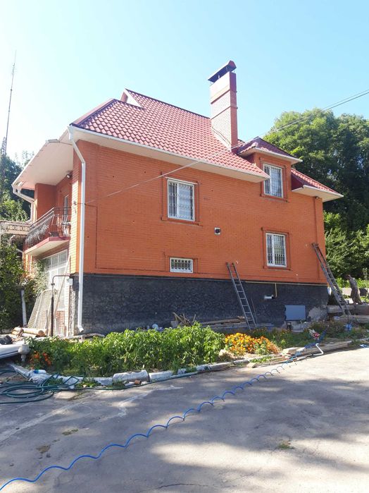 Утеплення піноізолом