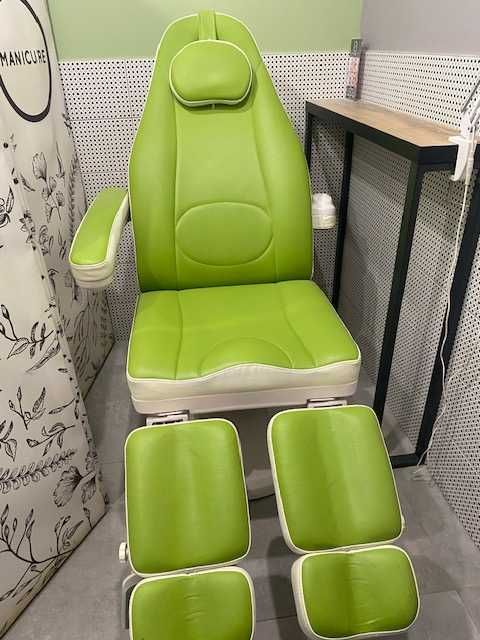 fotel elektryczny do pedicure MAZARO Br 6672C zielony