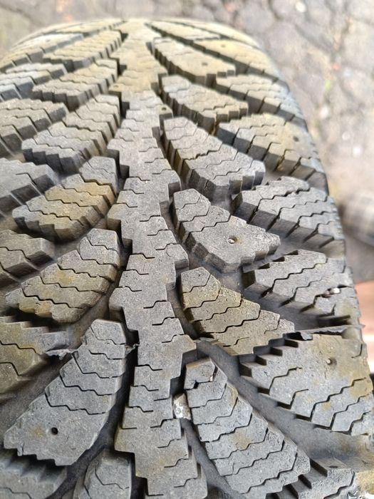 Колеса з зимовою резиною R13 4x98