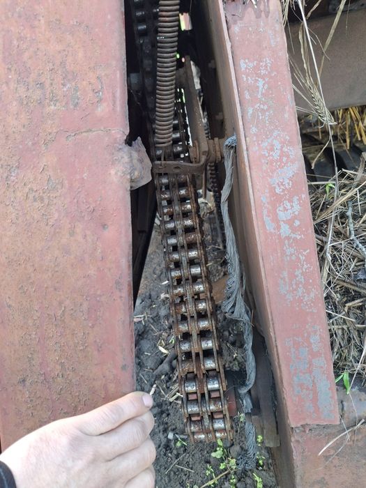 Прес-підбирач ПРФ-180