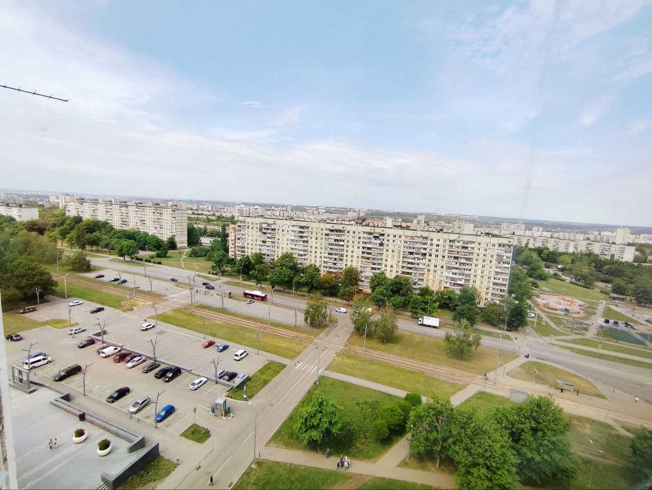 AA S4 Сдам 2 ком. квартиру на Салтовке 606 м/р пр-т Тракторостроителей