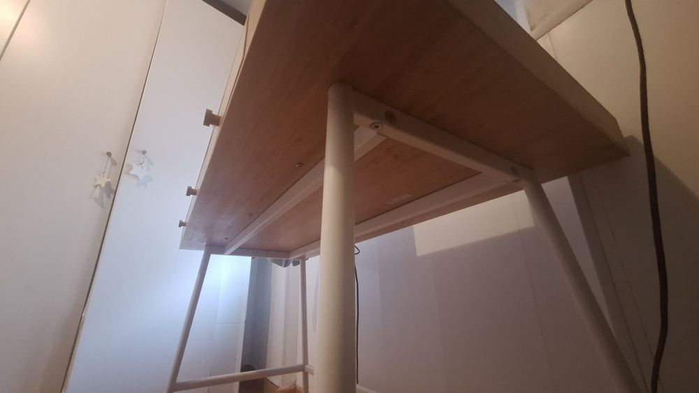 Secretaria IKEA bambu