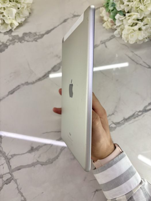 Ідеальний iPad 5 LTE Neverlock 93%АКБ Silver 32GB (Магазин Гарантія)
