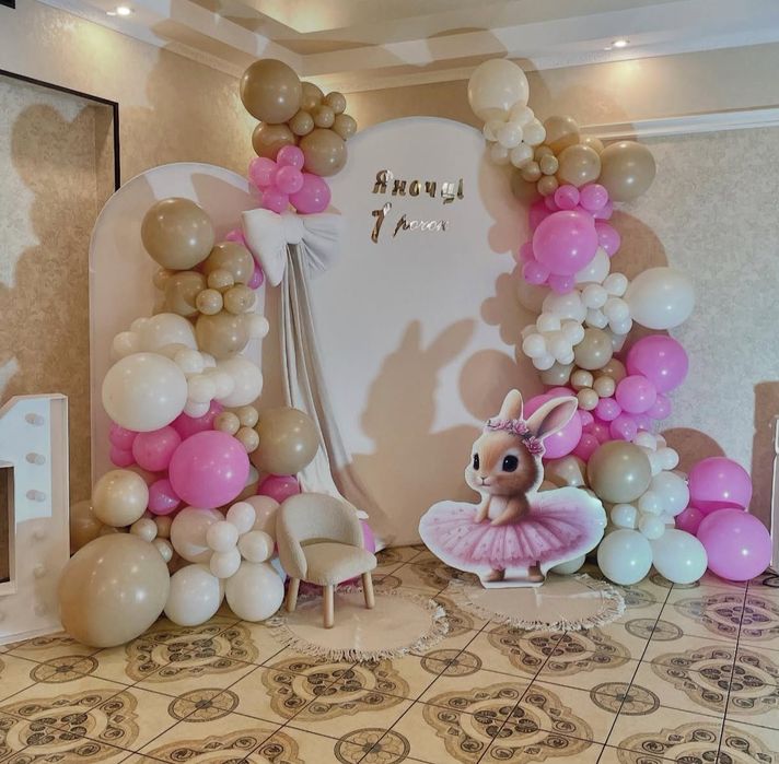 Фотозона на рік . Оренда фотозон .Хрещення. Позняки