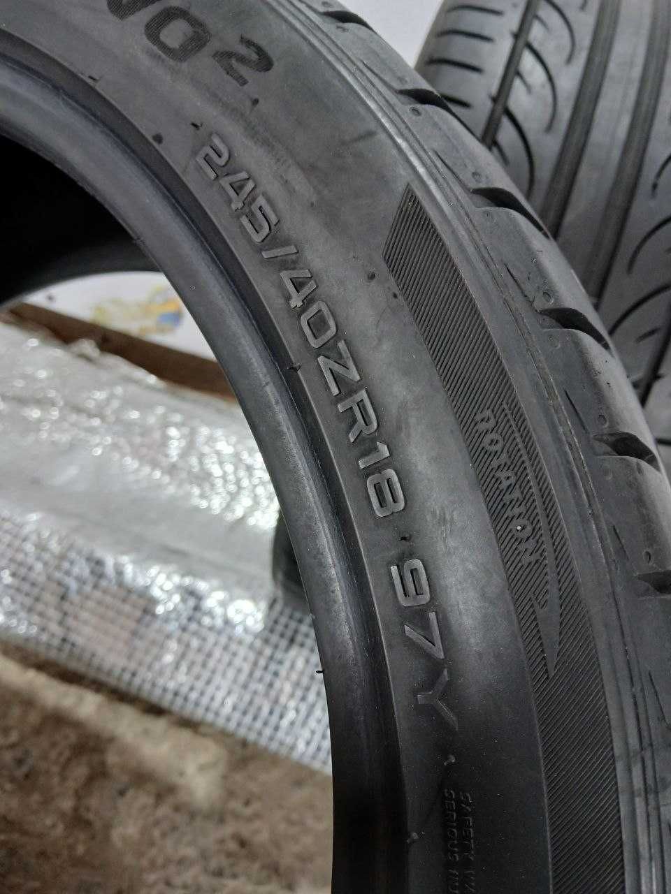 Шини Hankook 245/40R18. 2шт.Літо. (0493).