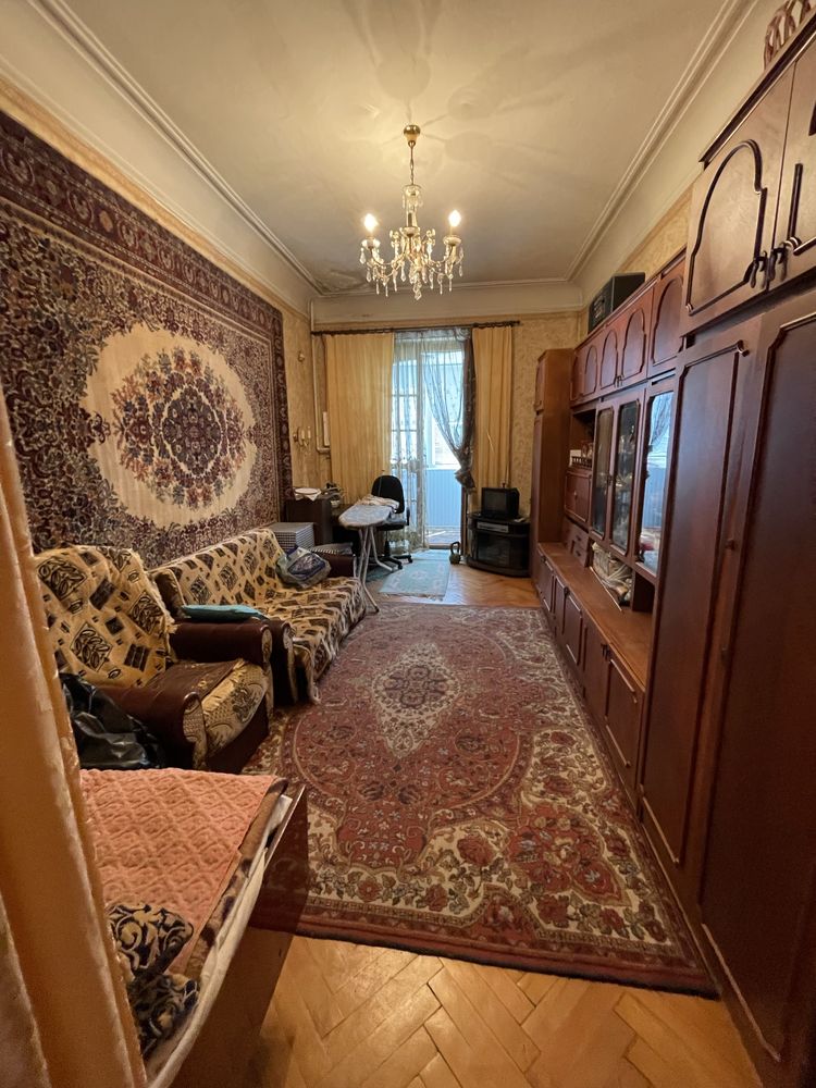 Продам 2 к квартиру Декабристов 38