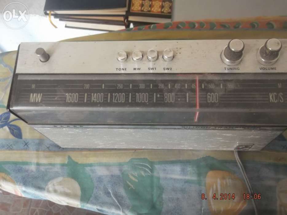 Radio  antigo ..marca  siera..silicon  transistor