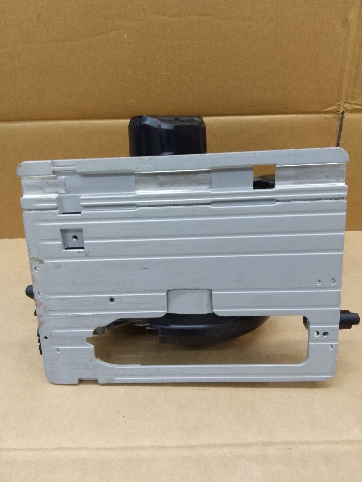Bosch GKS 18V-57 G Piła Najazdowa Pilarka Tarczowa Najazdówka 5,5Ah