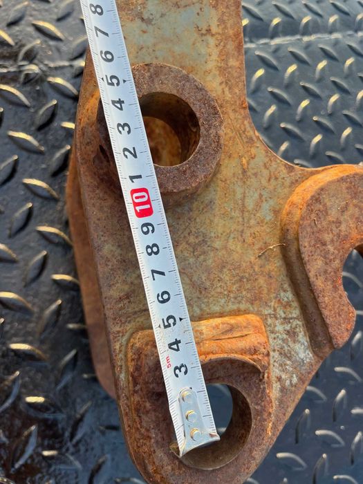 Szybkozłącze mechaniczne do minikoparki