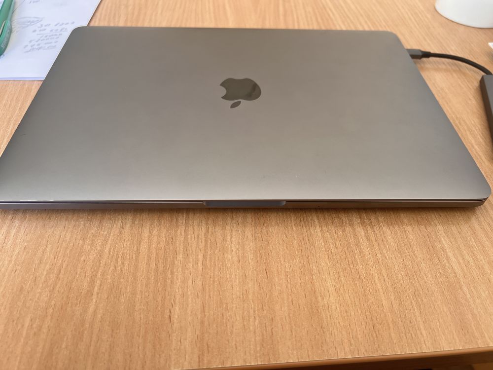 MacBook Pro 13 2020 16 gb