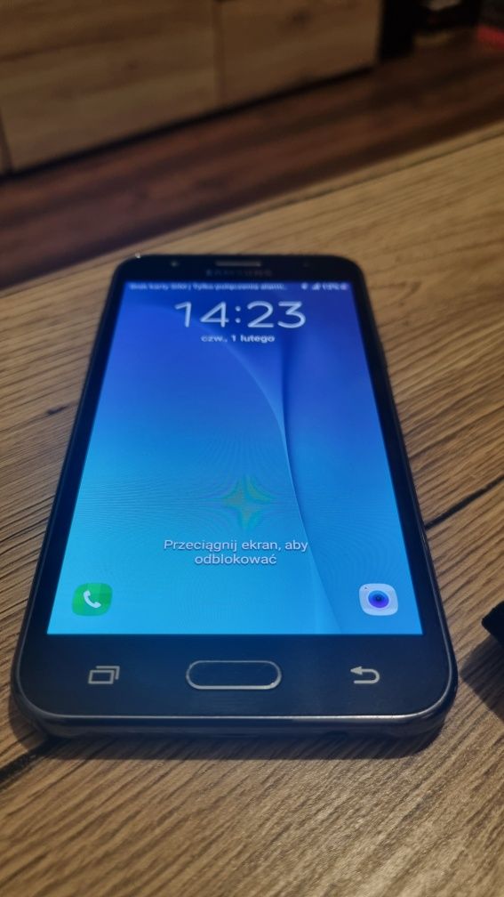 Smartfon Samsung Galaxy J5 SM-J500FN