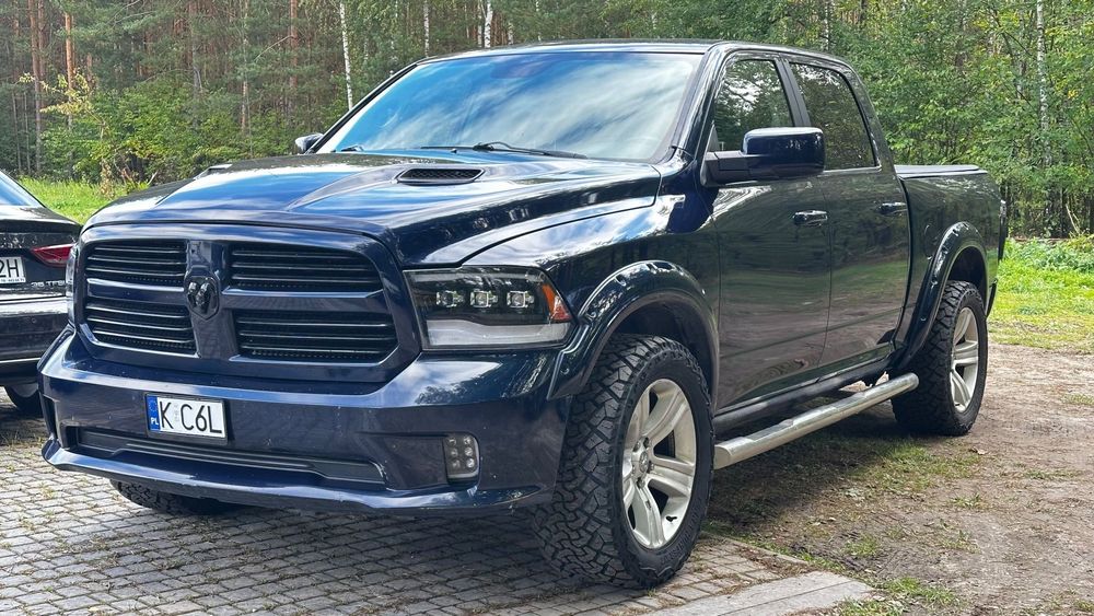 Dodge RAM Dodge RAM 1500 SPORT 5.7 LPG doinwestowany 2013 rok full opcja