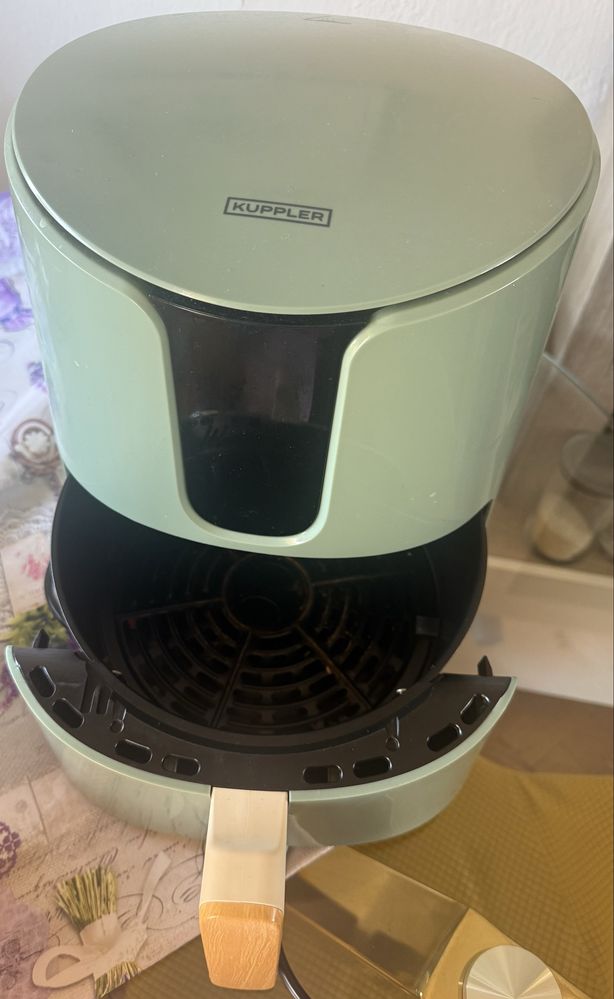 Air Fryer 5L em em ótimo estado