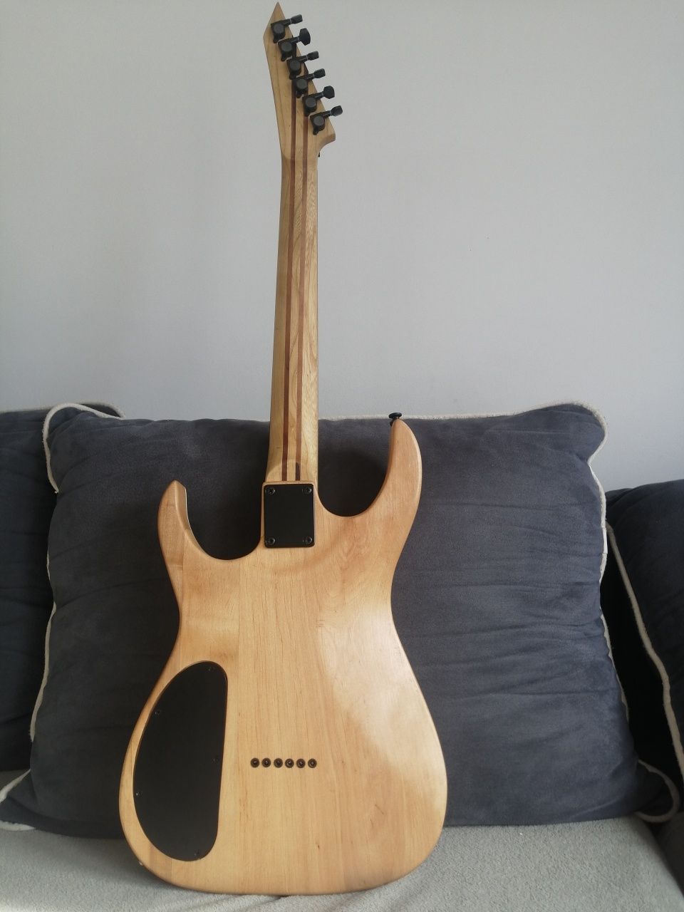 Gitara elektryczna