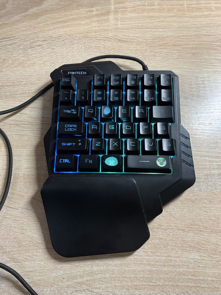 Ігрова клавіатура Fantech Archer K512
