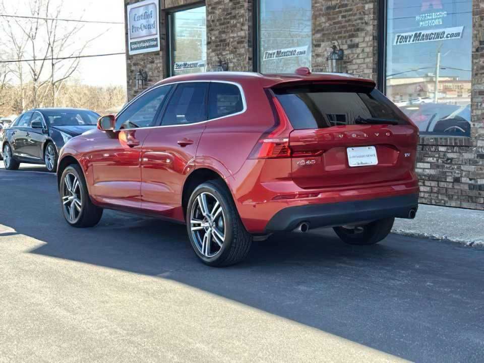 2018 Volvo XC60 T5 Momentum