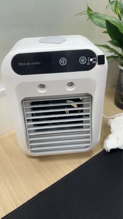 portable usb-powered mini air conditioner with humidifier