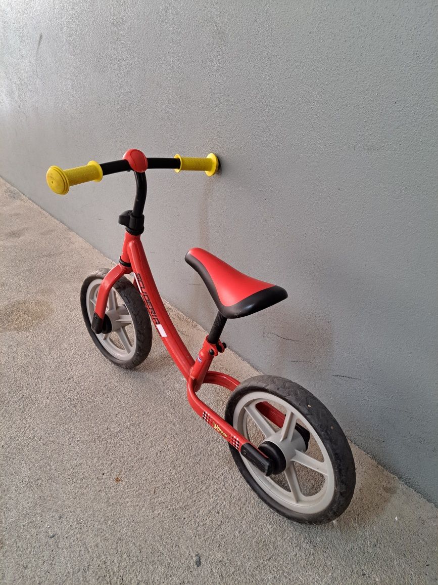 Bicicleta de Equilíbrio Evolutiva Criança Ferrari