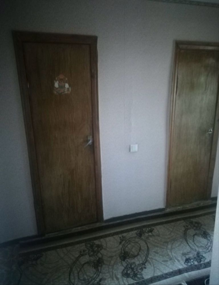 Здається в оренду 3-ох кімнатна квартира по вул. Нижній Горовій.