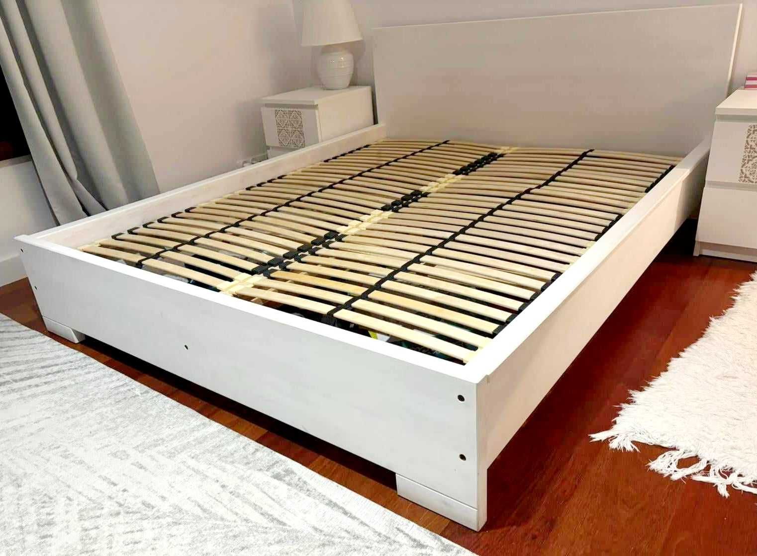 Łóżko drewniane malowany jesion 160 x 200 cm