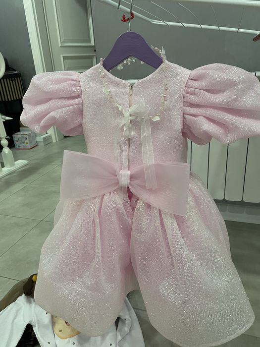 Продам дитячу сукню