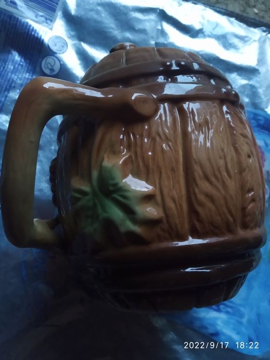 Бочонок керамічний часів СССР для вина