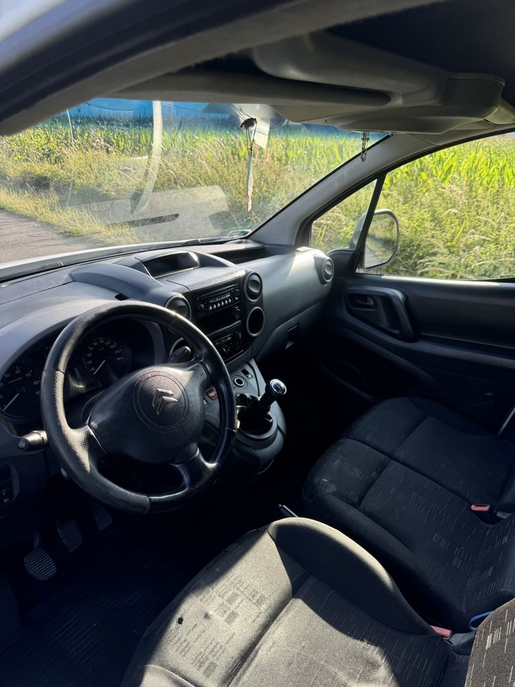 Citroen berlingo III klima 3-osoby