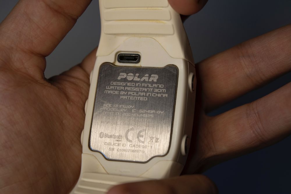 Спортивний годинник Polar M400