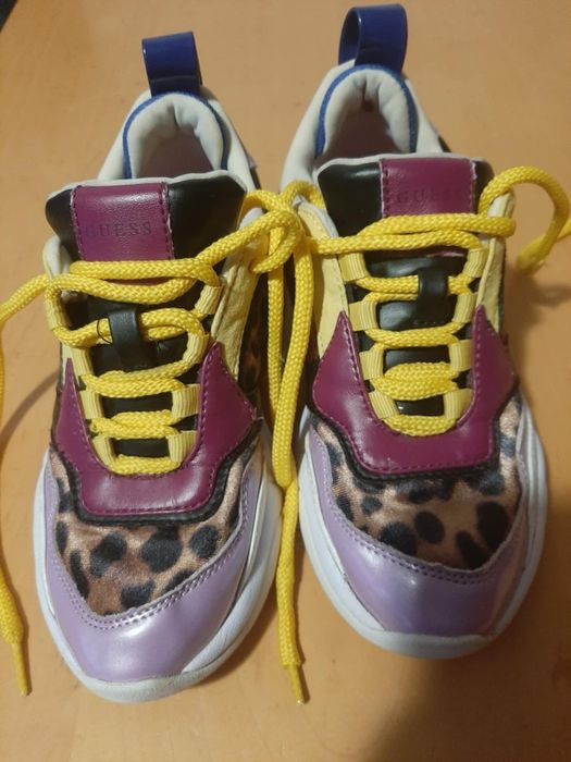 Oryginalne Buty Guess